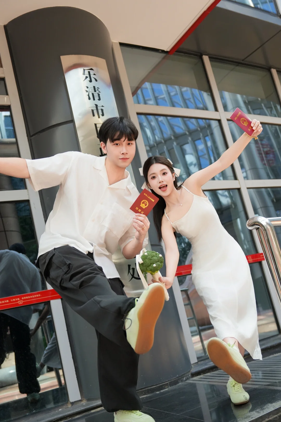 ???幸福溢出屏幕啦～