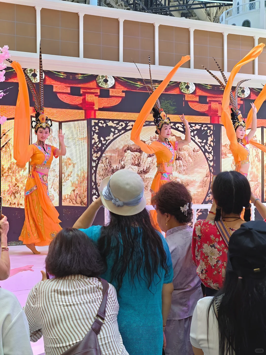 我的天啊！这个周末，武汉人都在这里了吧