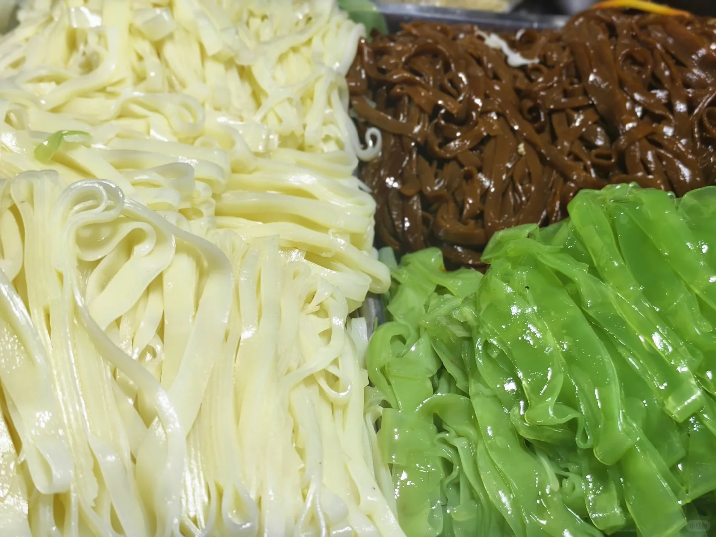 交流会逛吃逛吃