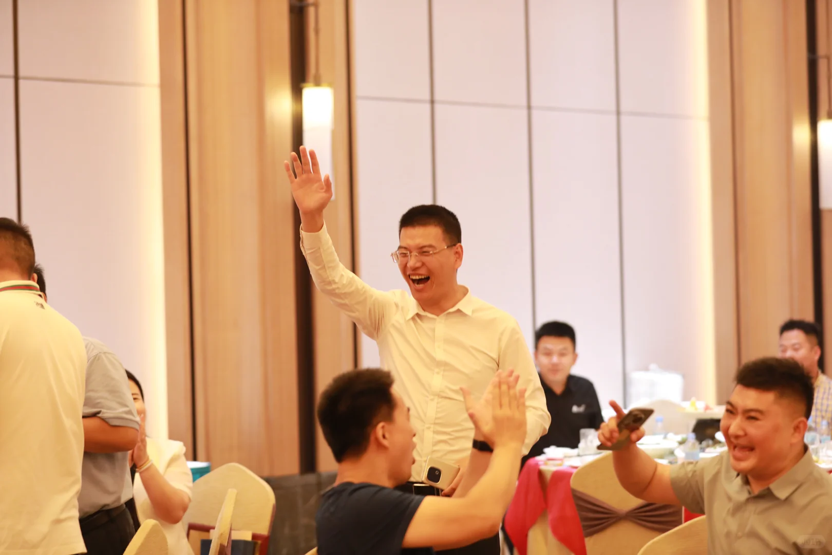 南宁演绎女歌手?招商会篇 重要场合的仪式