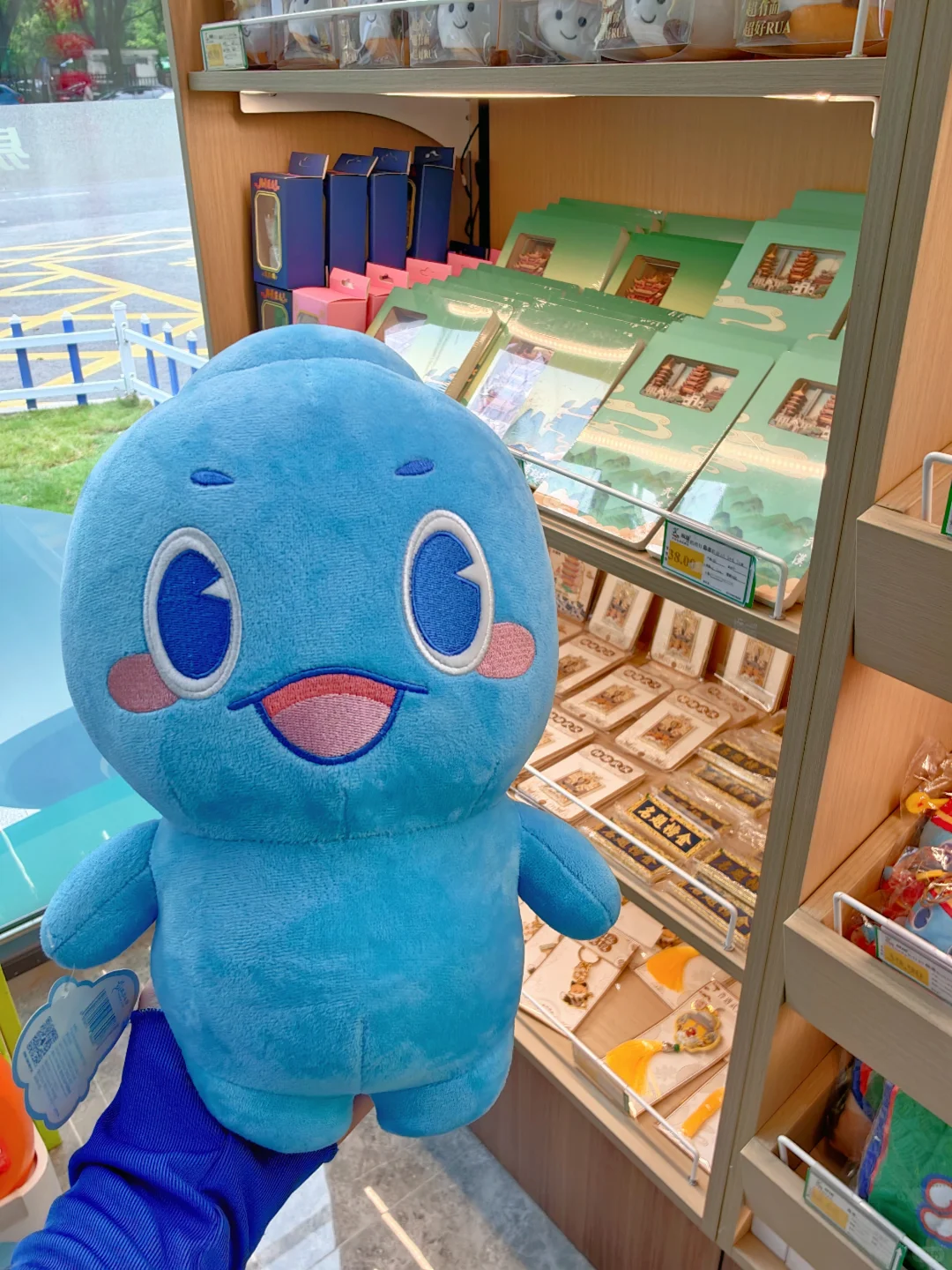 首座‼文旅IP主题站在武汉建安街加能站揭幕