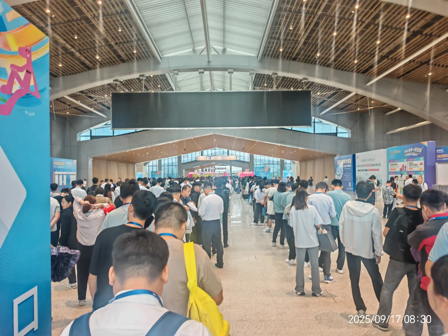 9月17号，正定国际会展中心车展