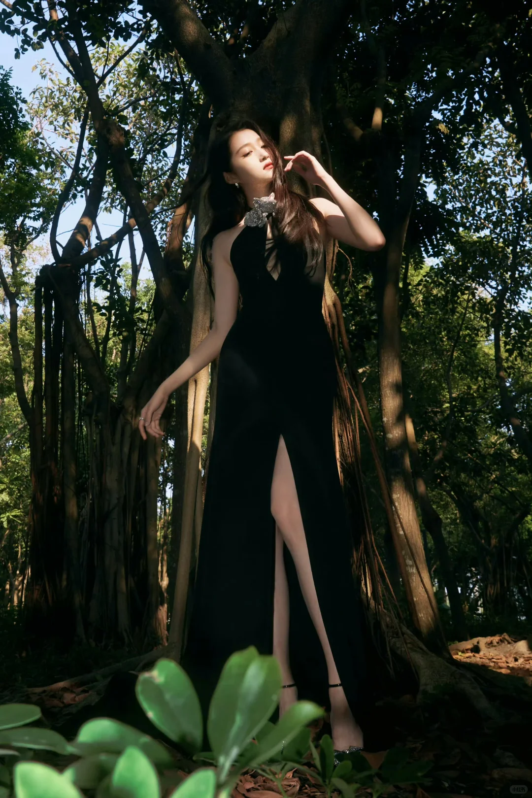 关晓彤 开衩及腰 腿长两米