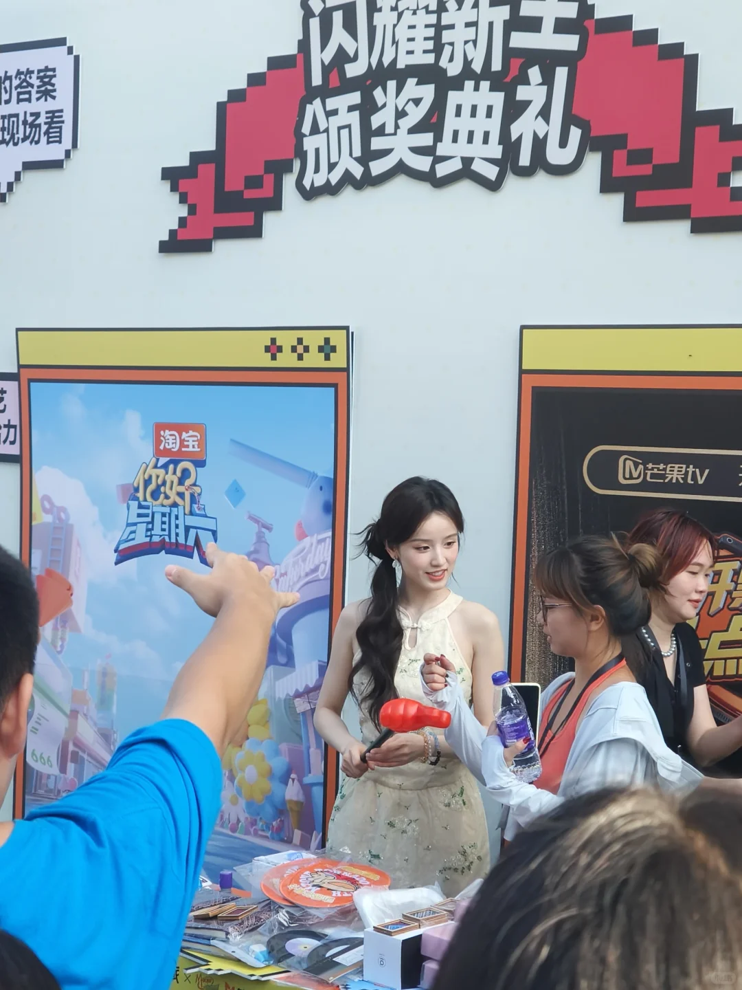 三秒钟我要这个女人的所有信息