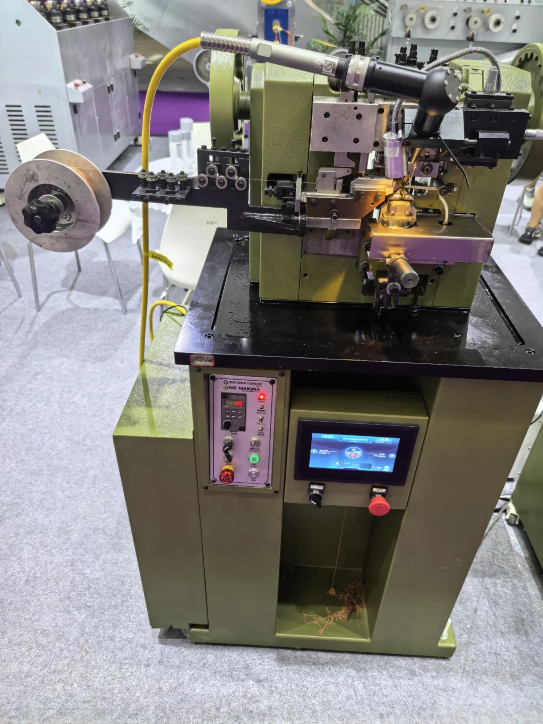 真的要冲了！深圳国际珠宝展开幕日