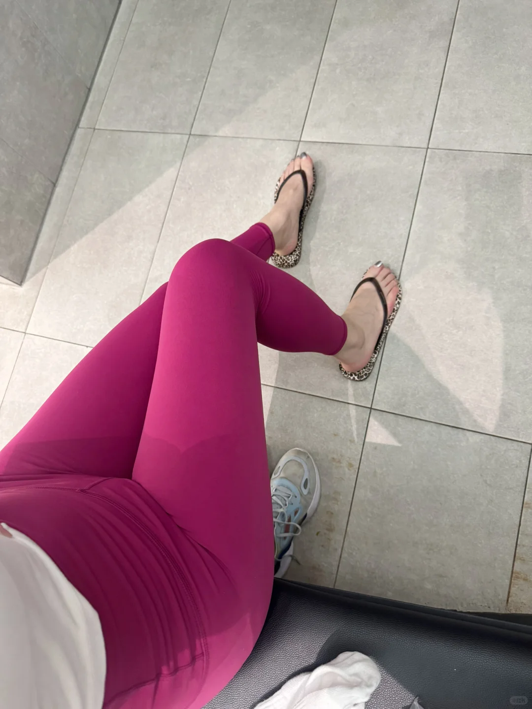 火龙果色系瑜伽裤！舒适好穿呀～～～