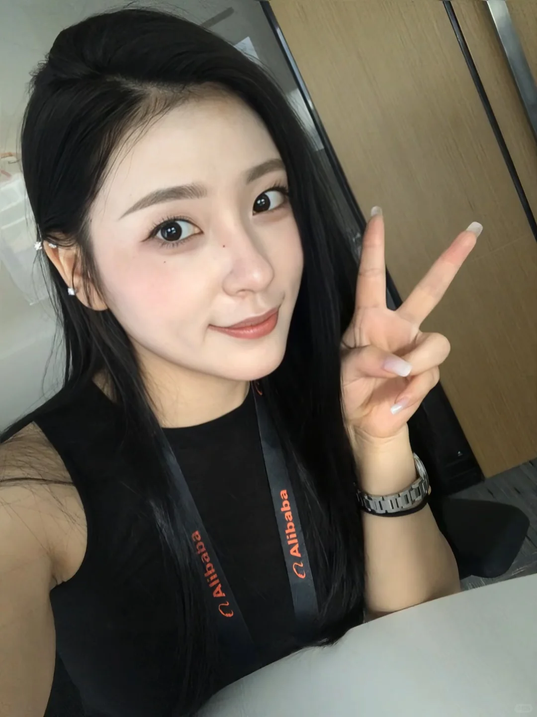 17 18 深圳国际会展中心有人吗