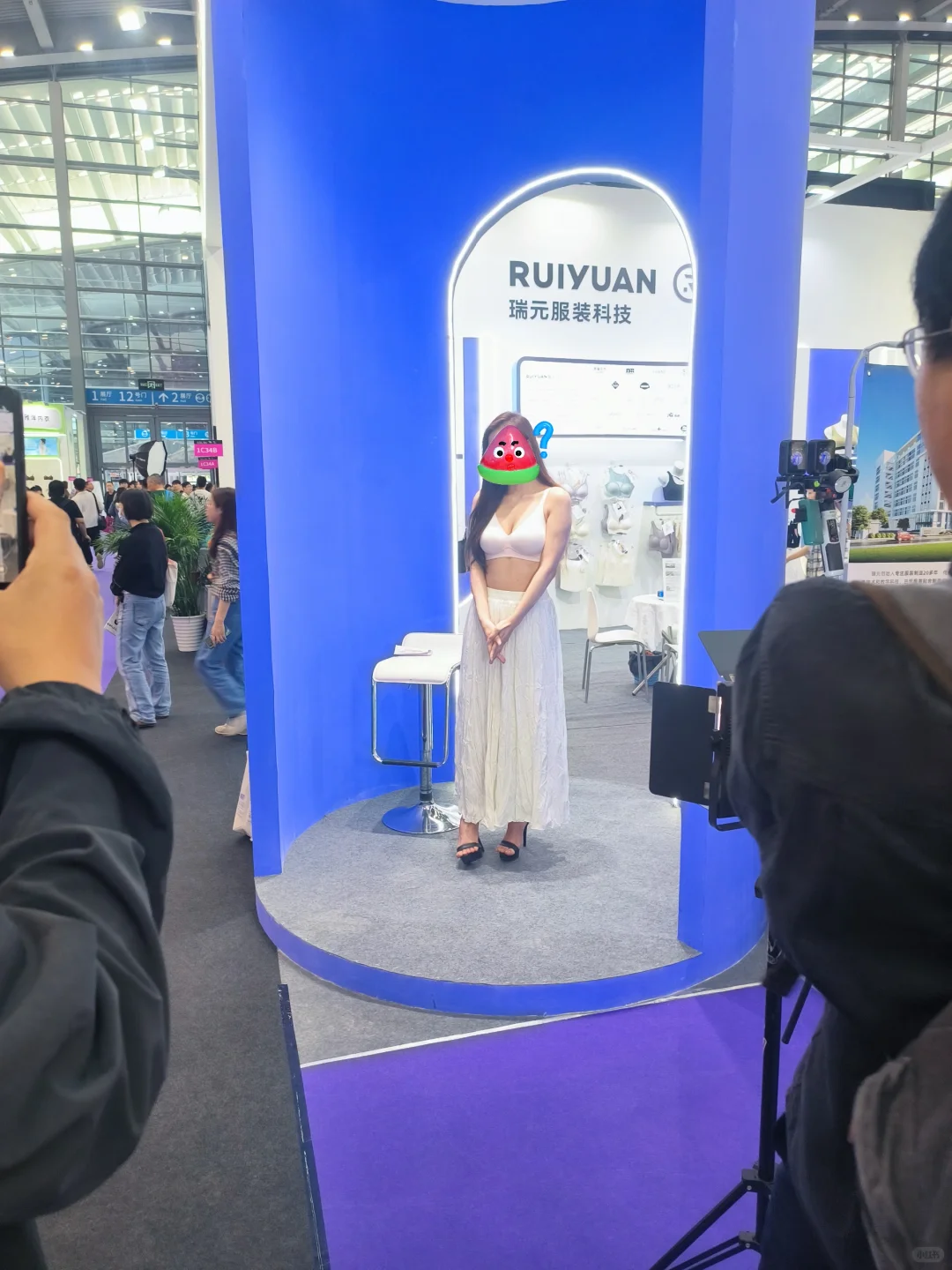 深圳内衣展20周年啦，酷!