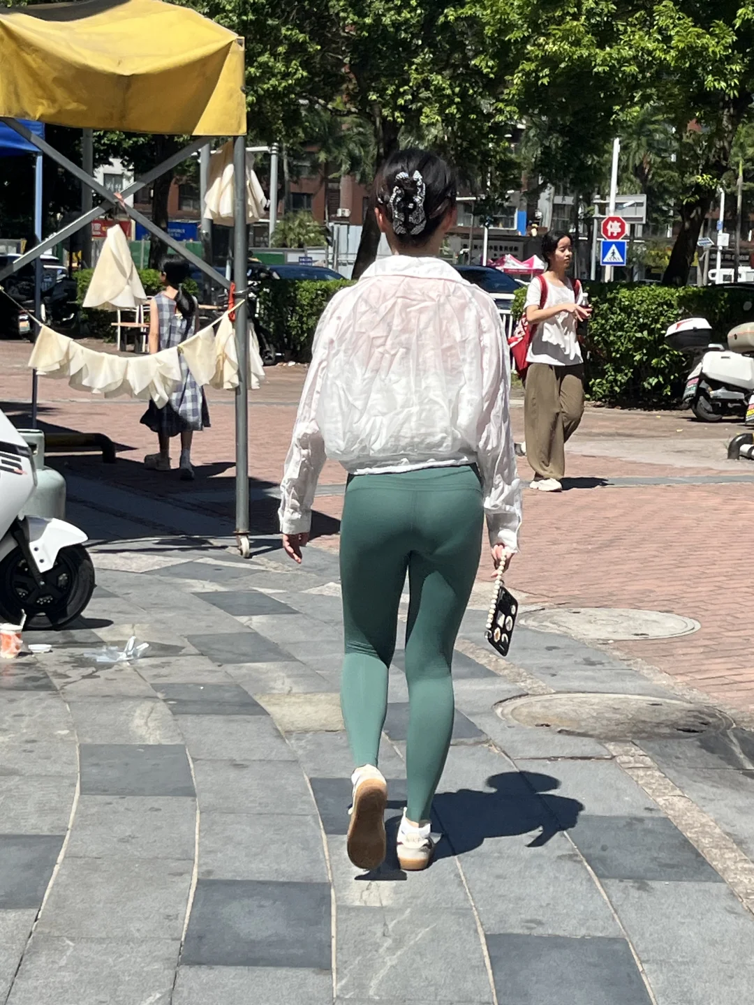 我爱绿色瑜伽裤?绿色心情，喜欢吗