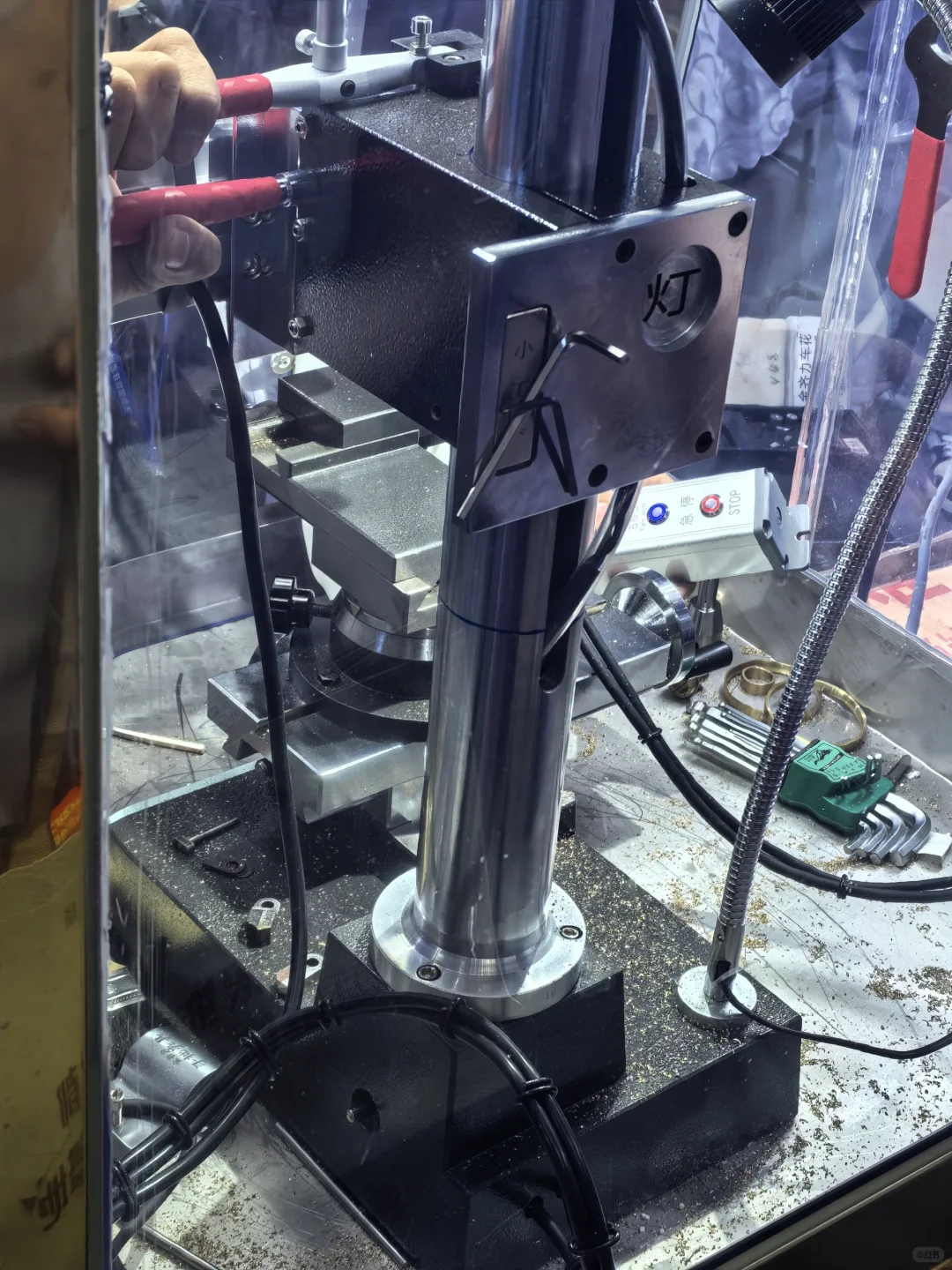 真的要冲了！深圳国际珠宝展开幕日