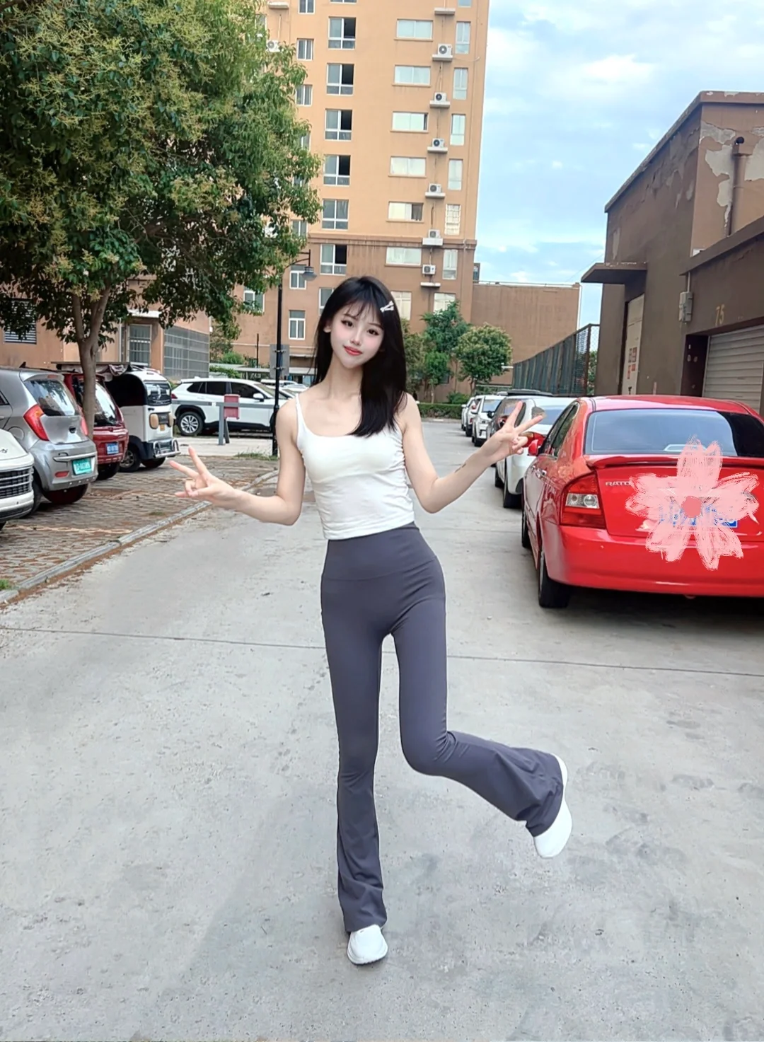 普拉提ootd｜分享超百搭的微喇瑜伽裤??‍♀️