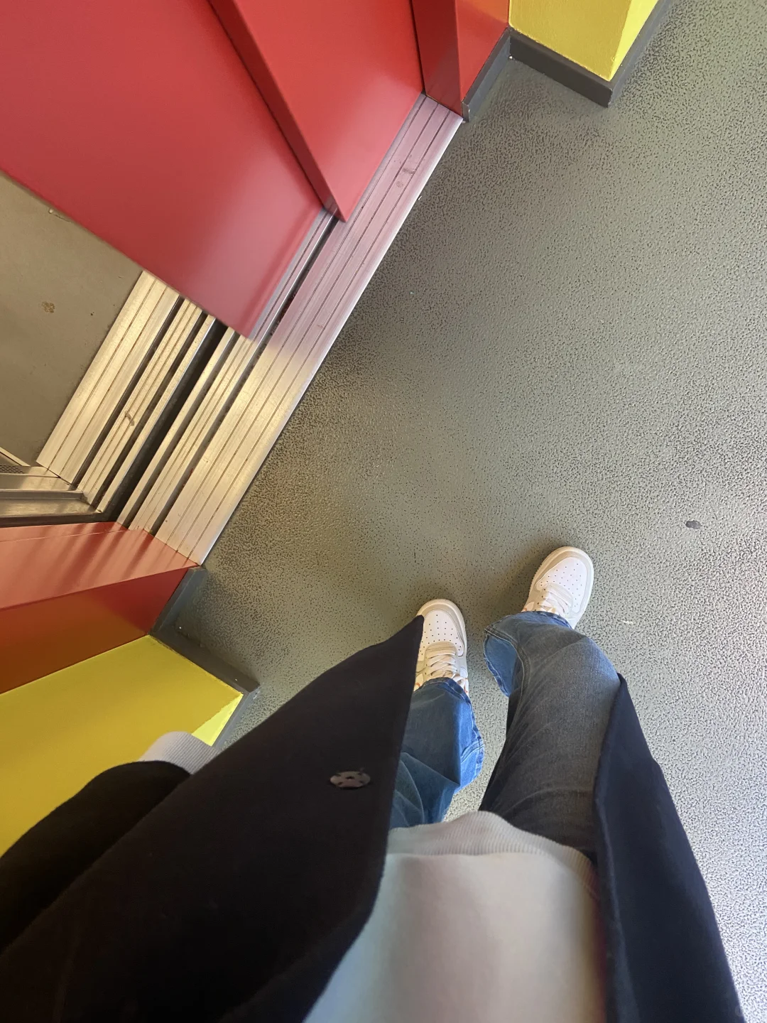 ??求问：杜塞会展中心 非展会期间能直接进