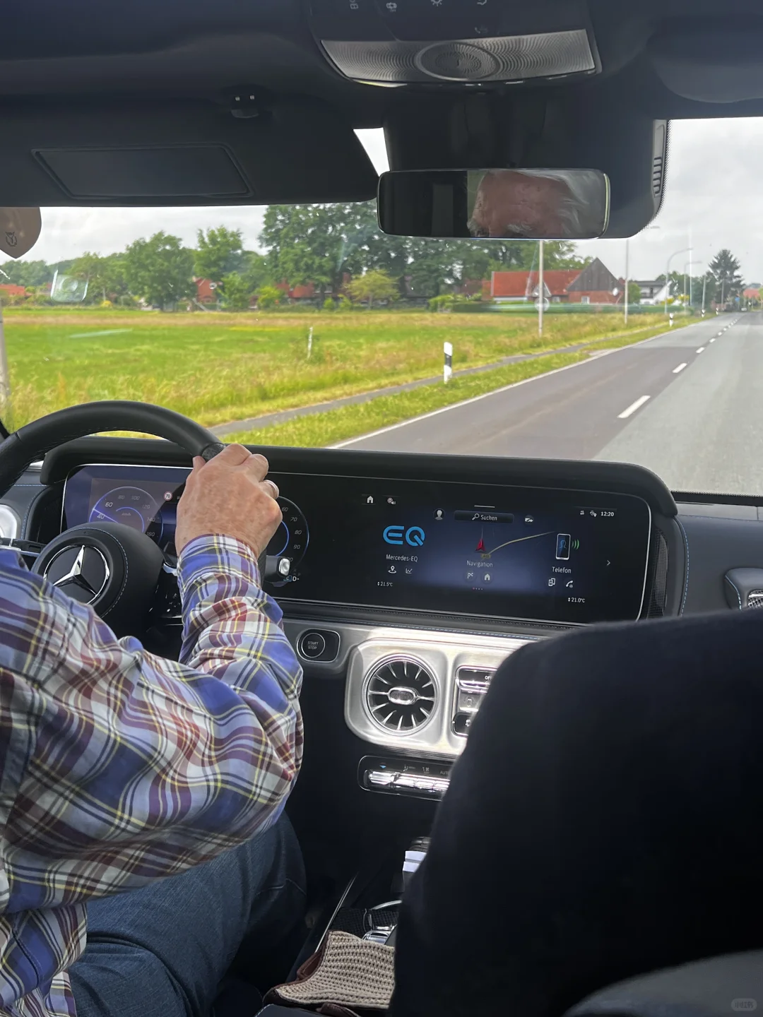 ??发点近期的工作照