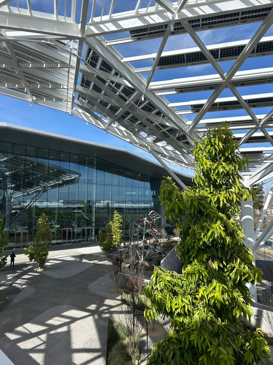 英伟达GTC 2025 聚焦AI平台与部署