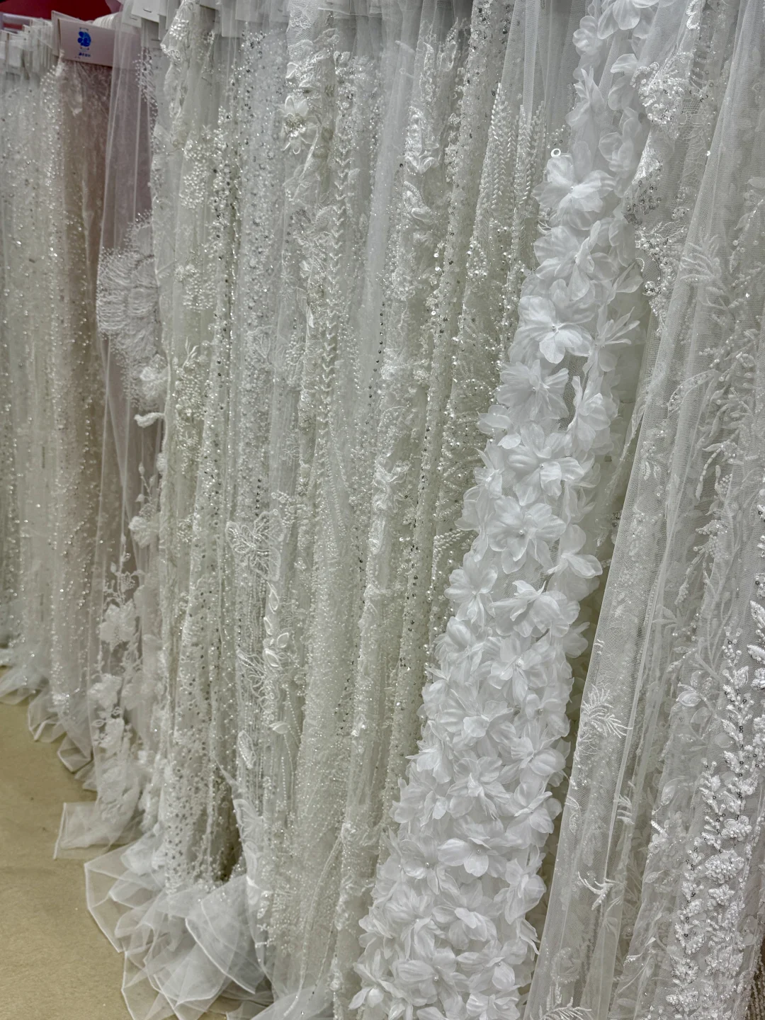 来上海intertextile面辅料展学习…?