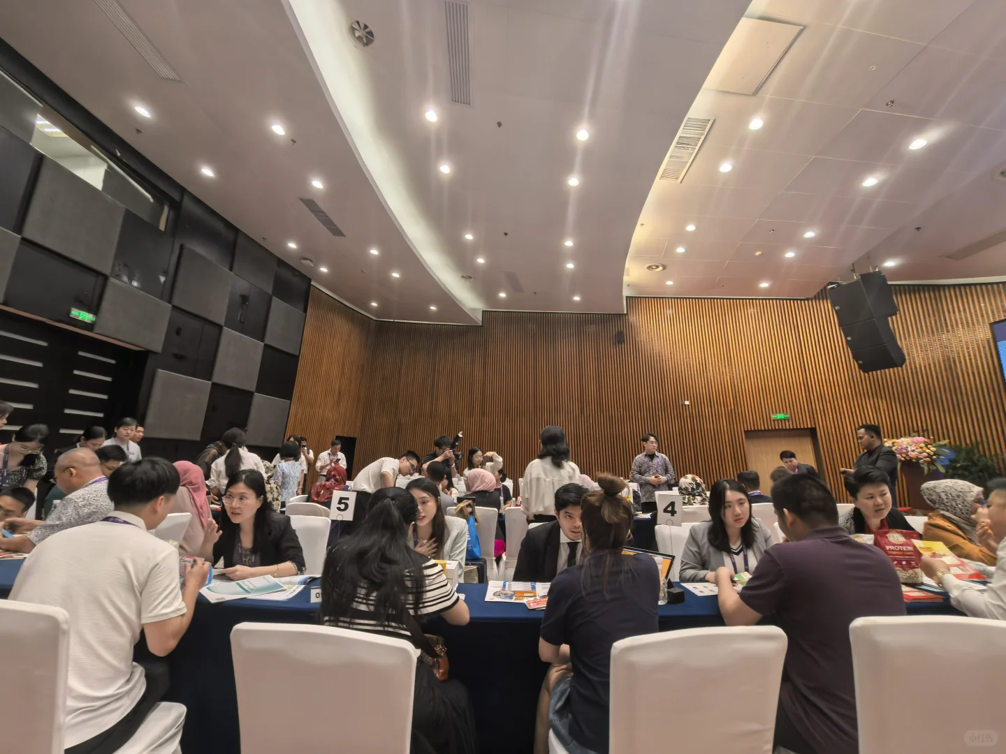 涉外律师-东盟结束啦。