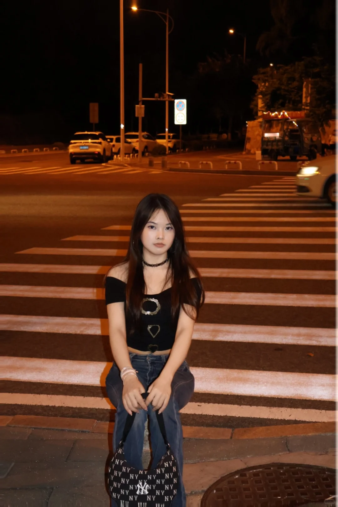 ?夜晚街头的辣妹ootd｜把随性慵懒焊在身上