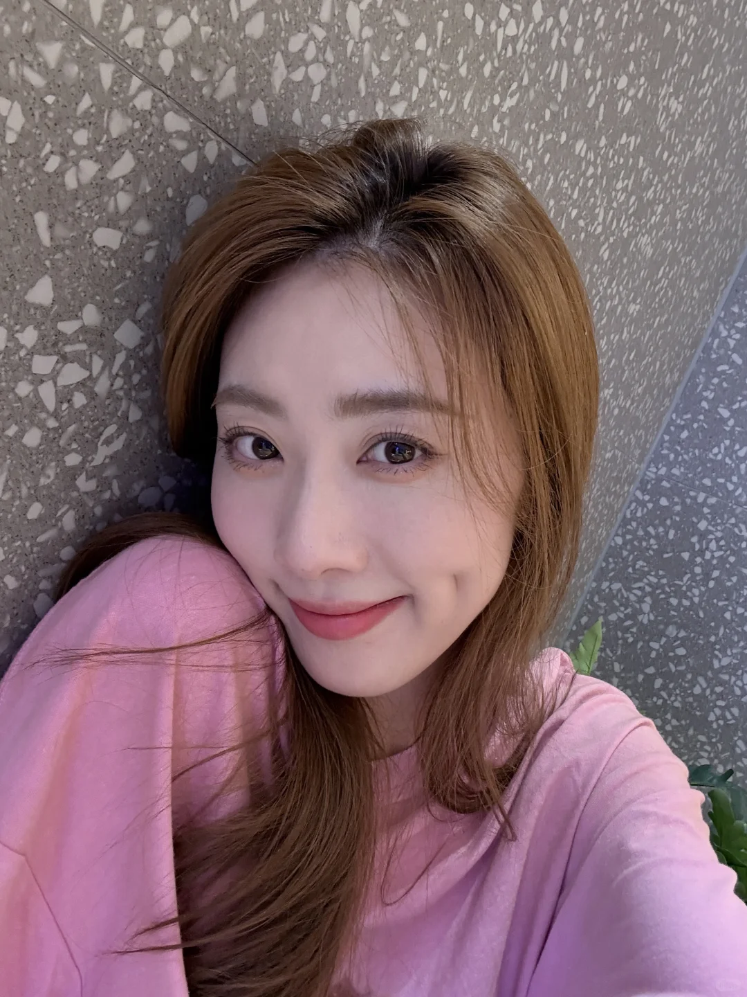 35的姐姐怎么还这么爱拍照？？！！