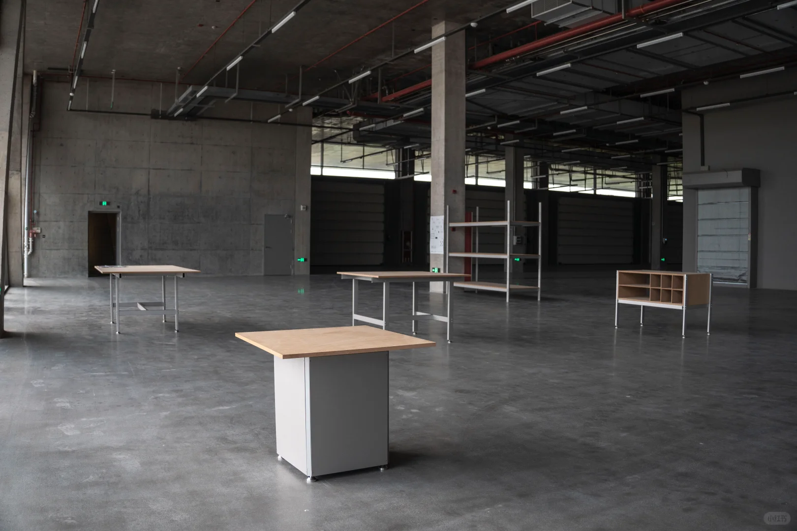 【逻辑的构建】｜我们在家具工厂策了个展