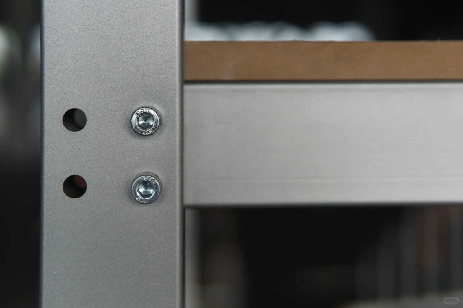 【逻辑的构建】｜我们在家具工厂策了个展