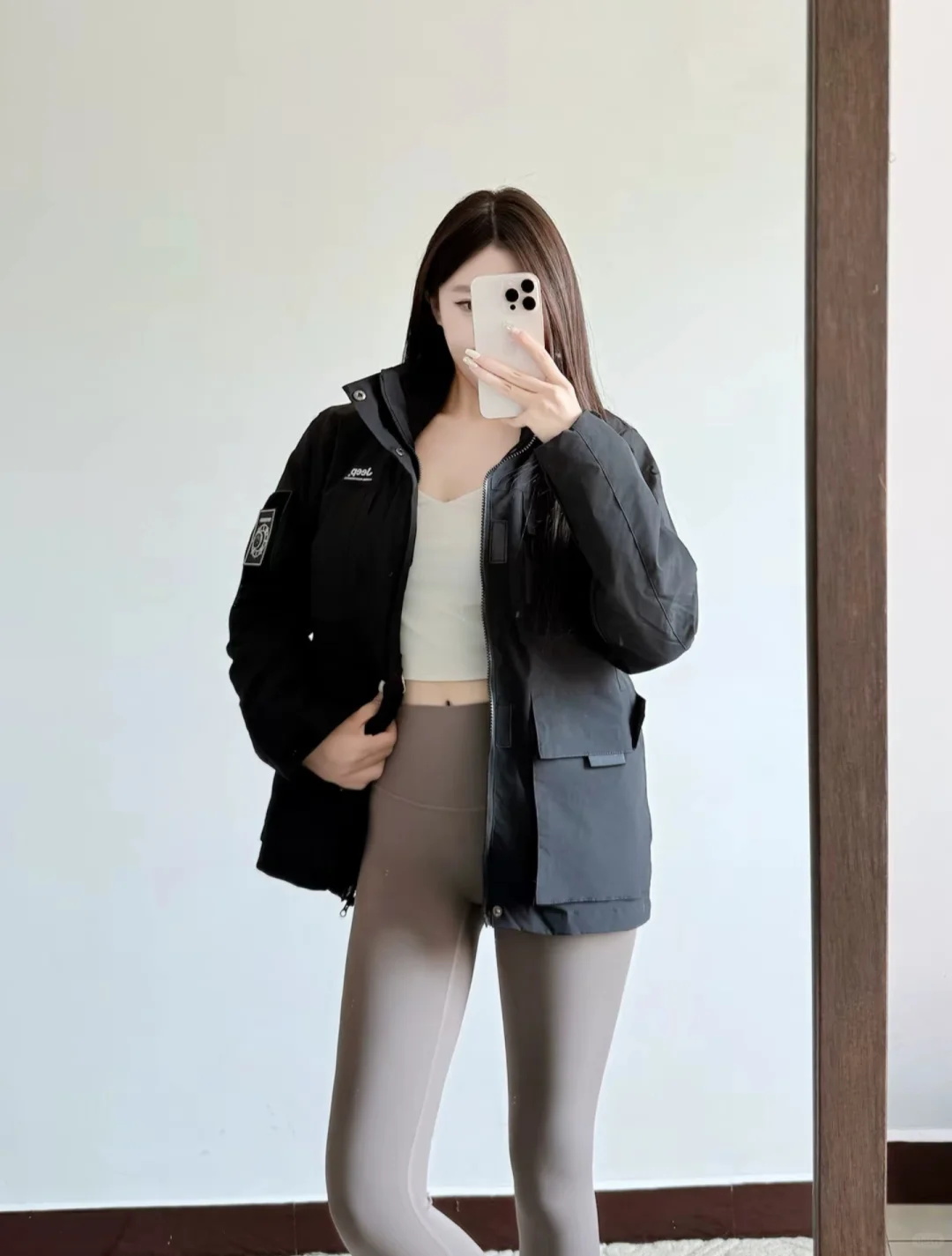 早秋冲锋衣搭瑜伽裤绝了～