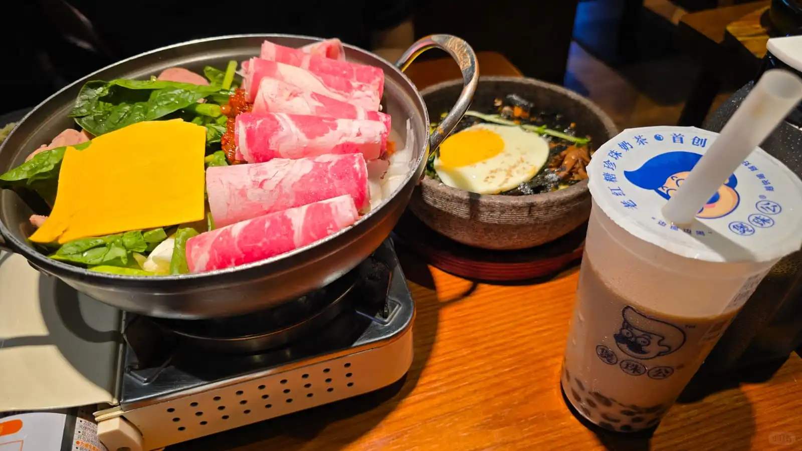 今天美食团购日，很开心。