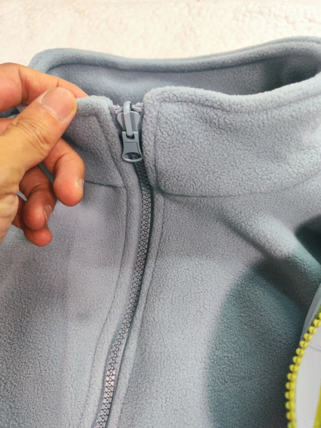 团购的防风防水的外套到了