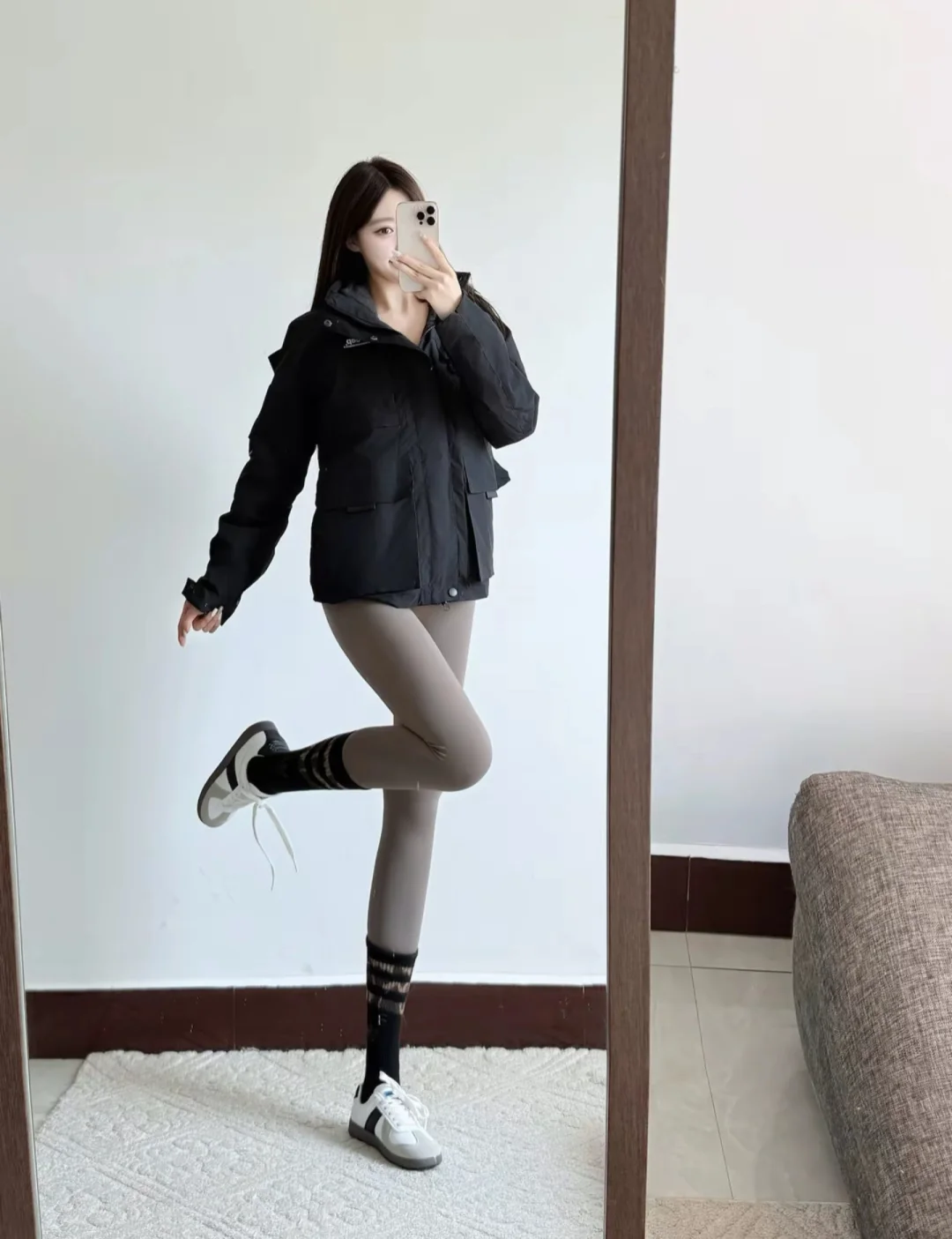 早秋冲锋衣搭瑜伽裤绝了～