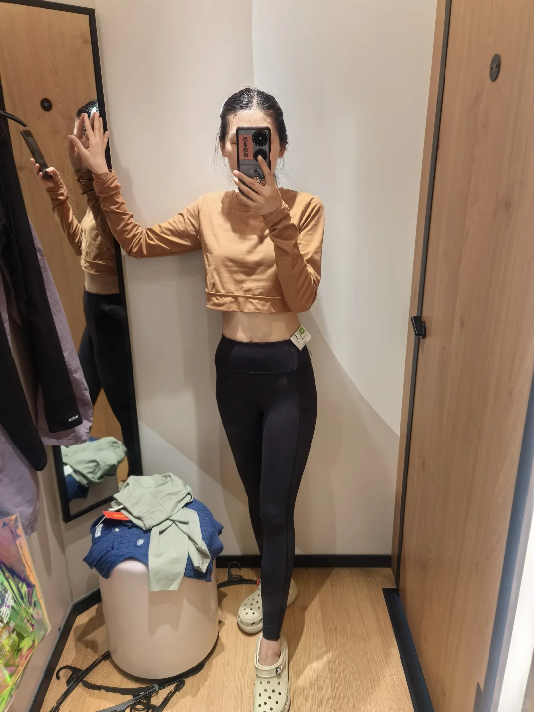 我也来试试迪卡侬的瑜伽裤?