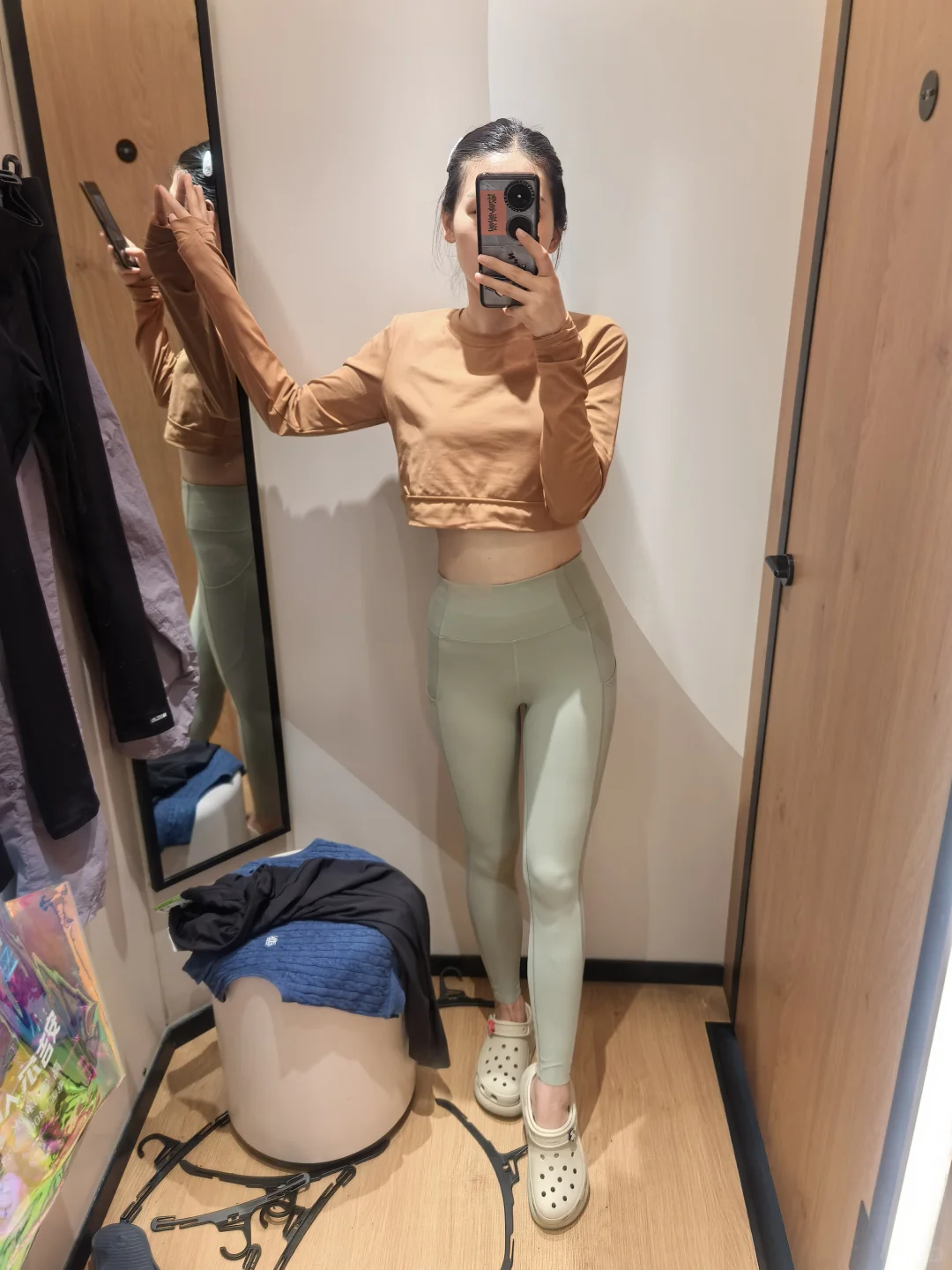 我也来试试迪卡侬的瑜伽裤?