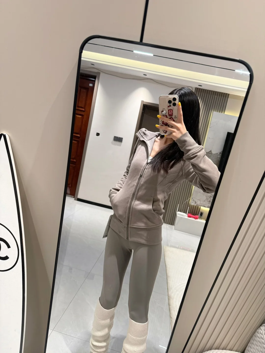 统一回复下 Lulu腿标瑜伽裤的颜色