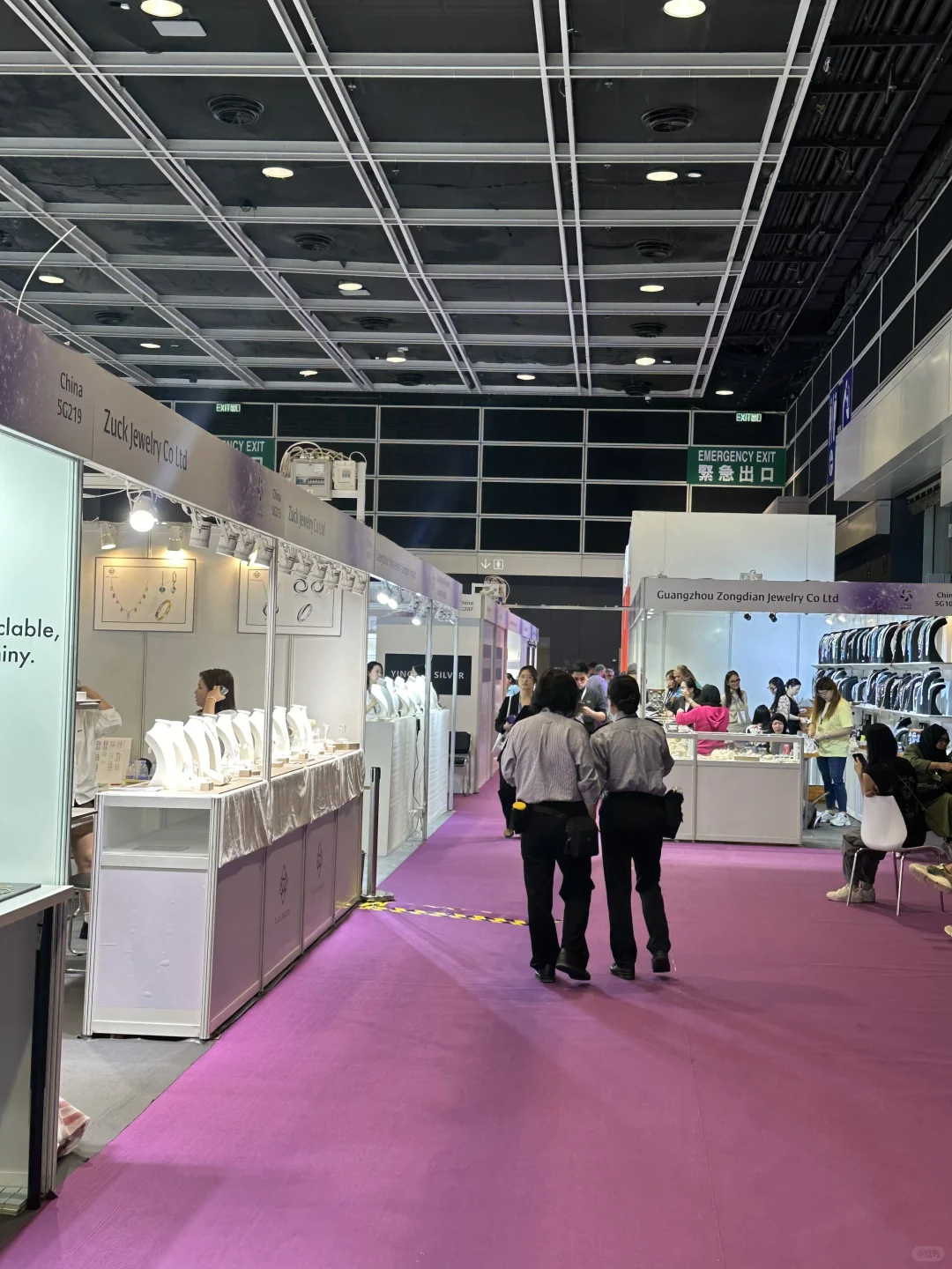 ??香港国际珠宝展｜日行两万步的一天