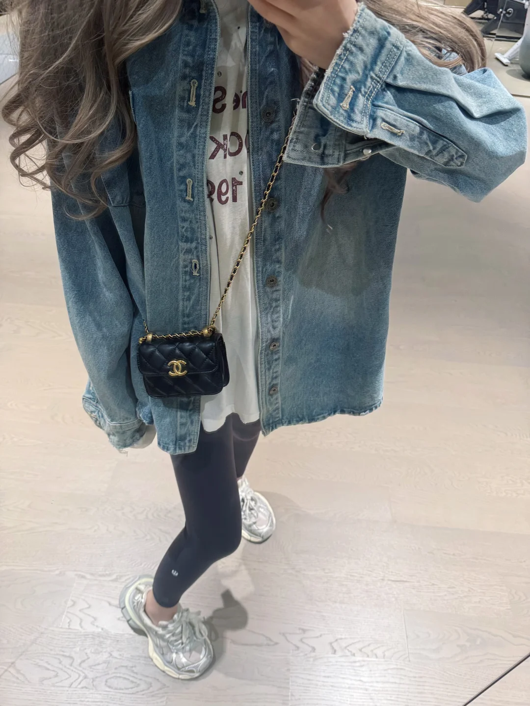 lulu瑜伽裤➕牛仔衬衫一套好好看哦