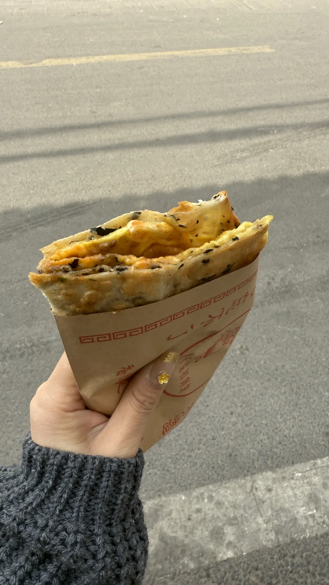 在邯郸家门口！这家梅干菜饼超级焦脆！