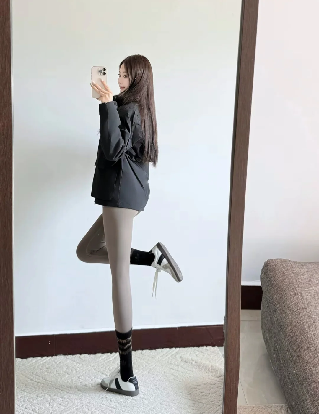 早秋冲锋衣搭瑜伽裤绝了～