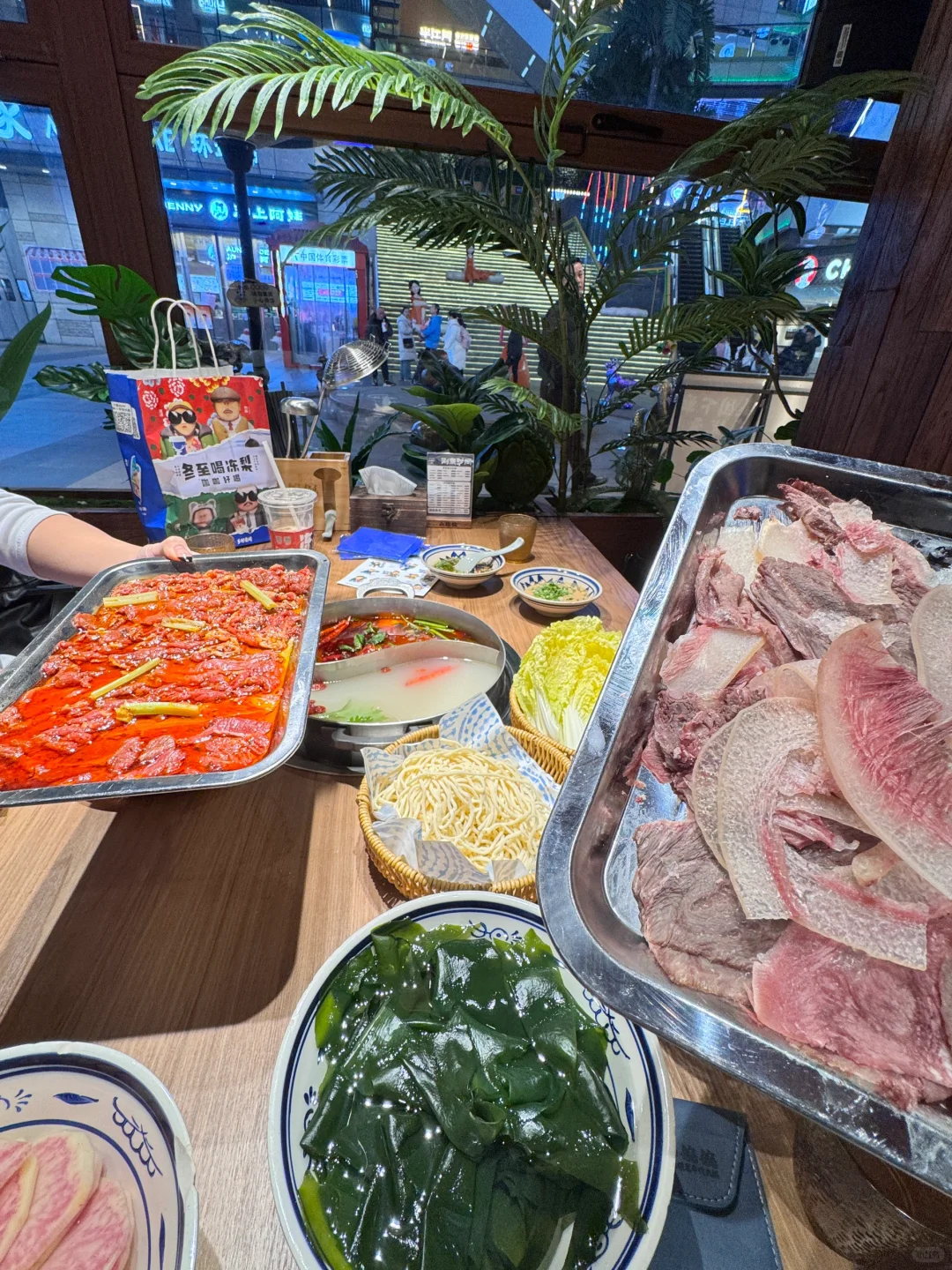 邯郸也有云南菜酸火锅啦～