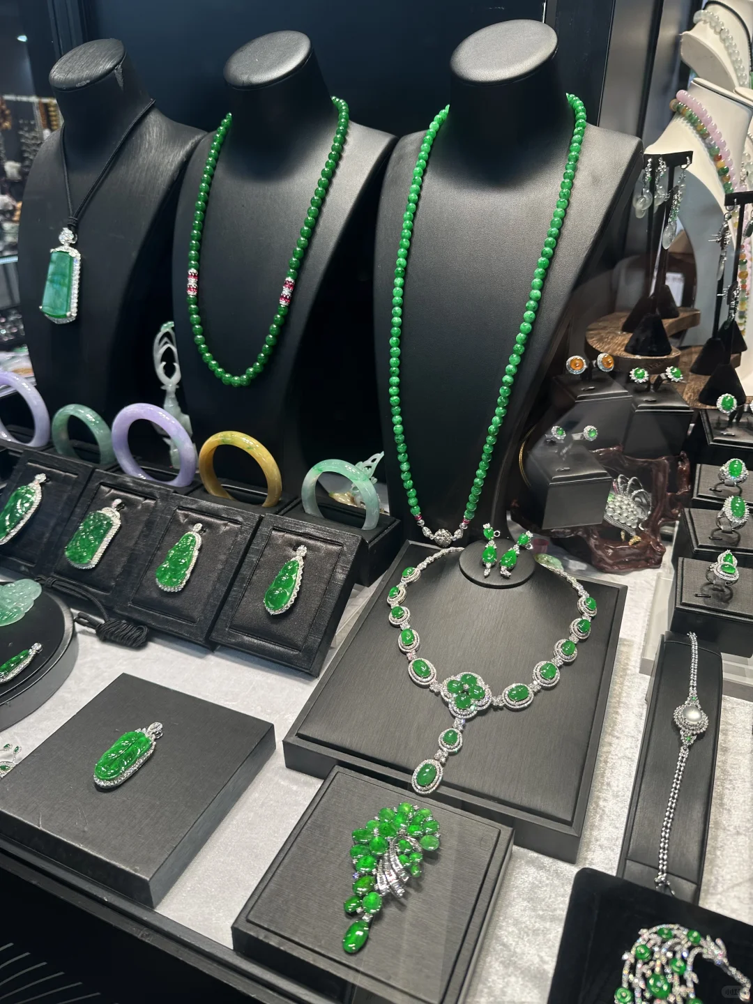 ??香港国际珠宝展｜日行两万步的一天