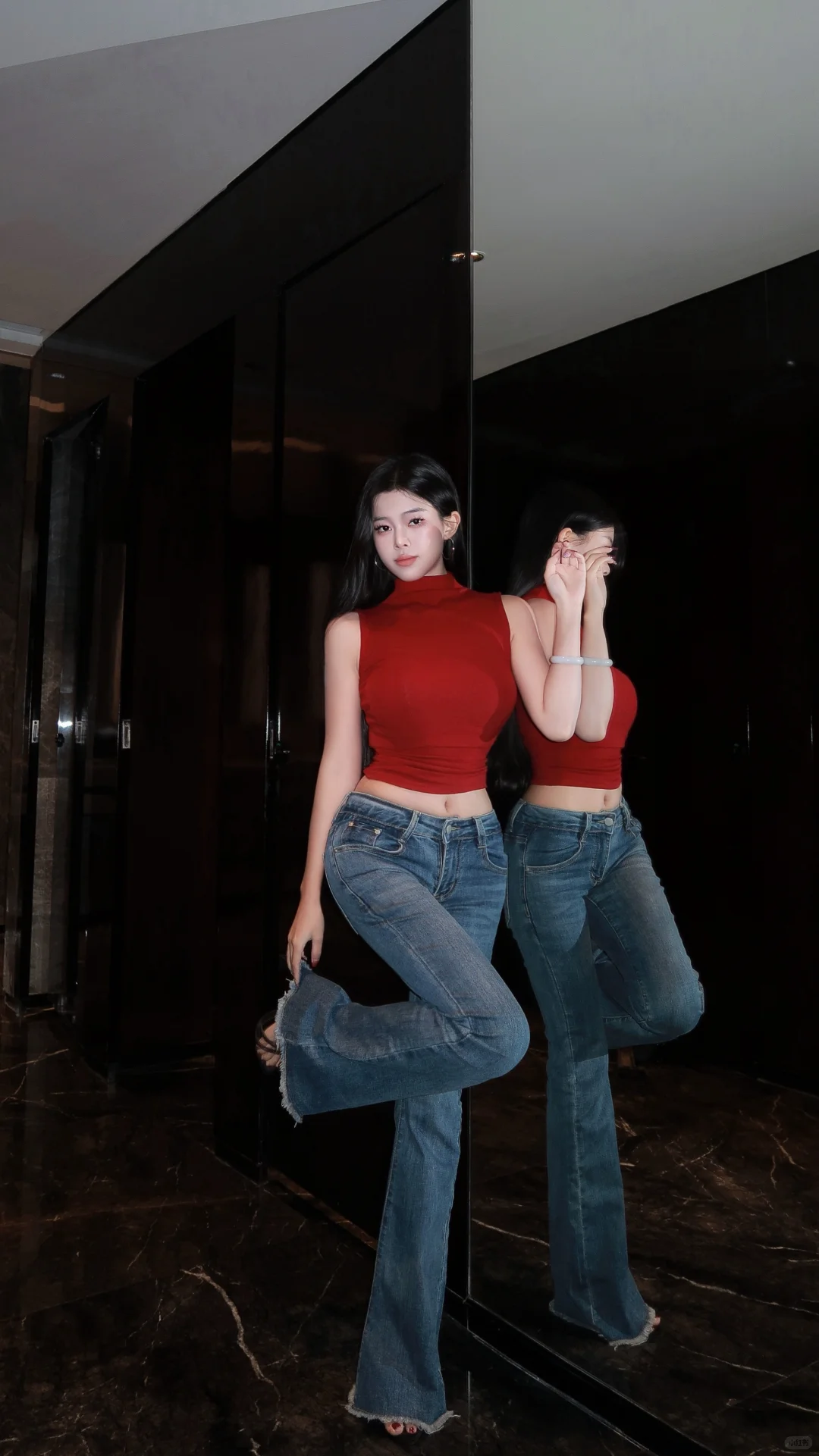 辣妹都给我去学这个姿势！?