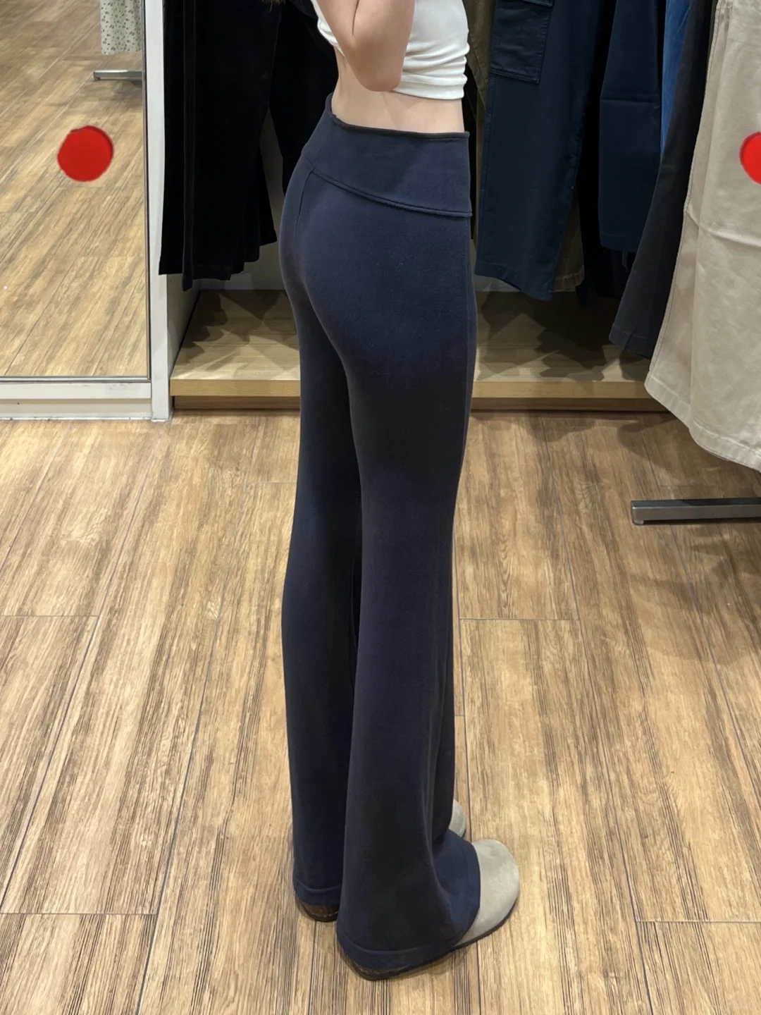 vocal！！！好穿到哭?59?这条微喇裤太绝了！！