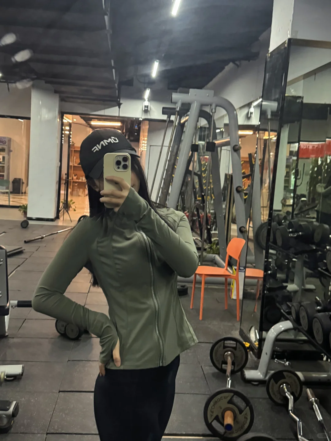 我宣布瑜伽裤就是运动女孩的黑丝