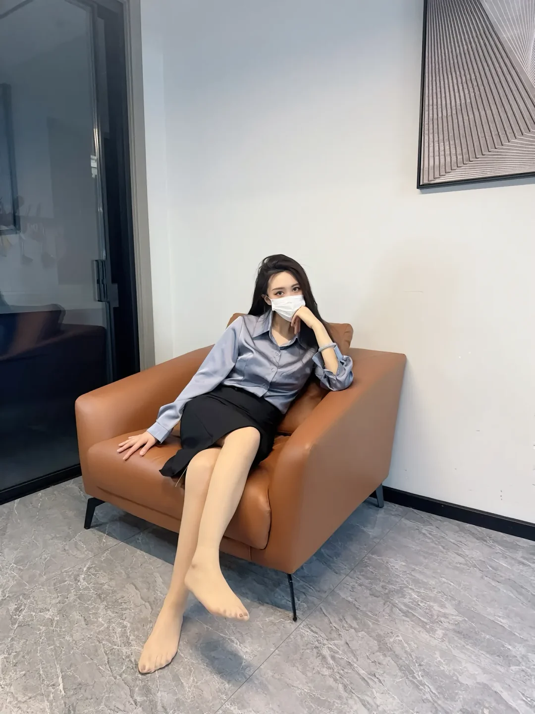 请给你的女王??跪一个