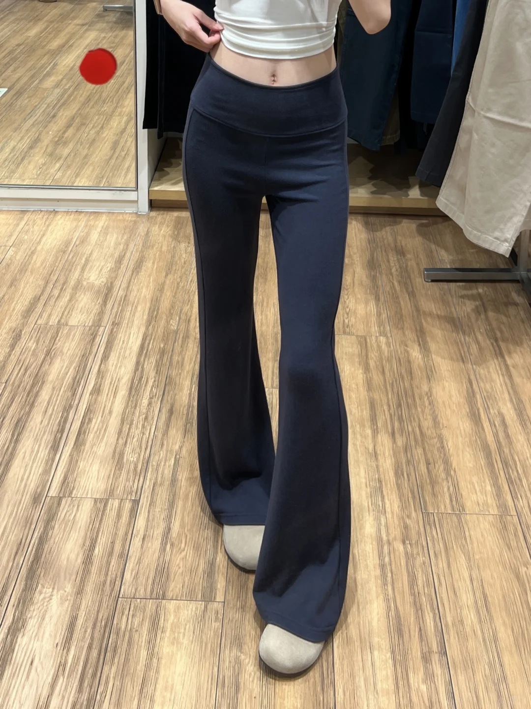 vocal！！！好穿到哭?59?这条微喇裤太绝了！！