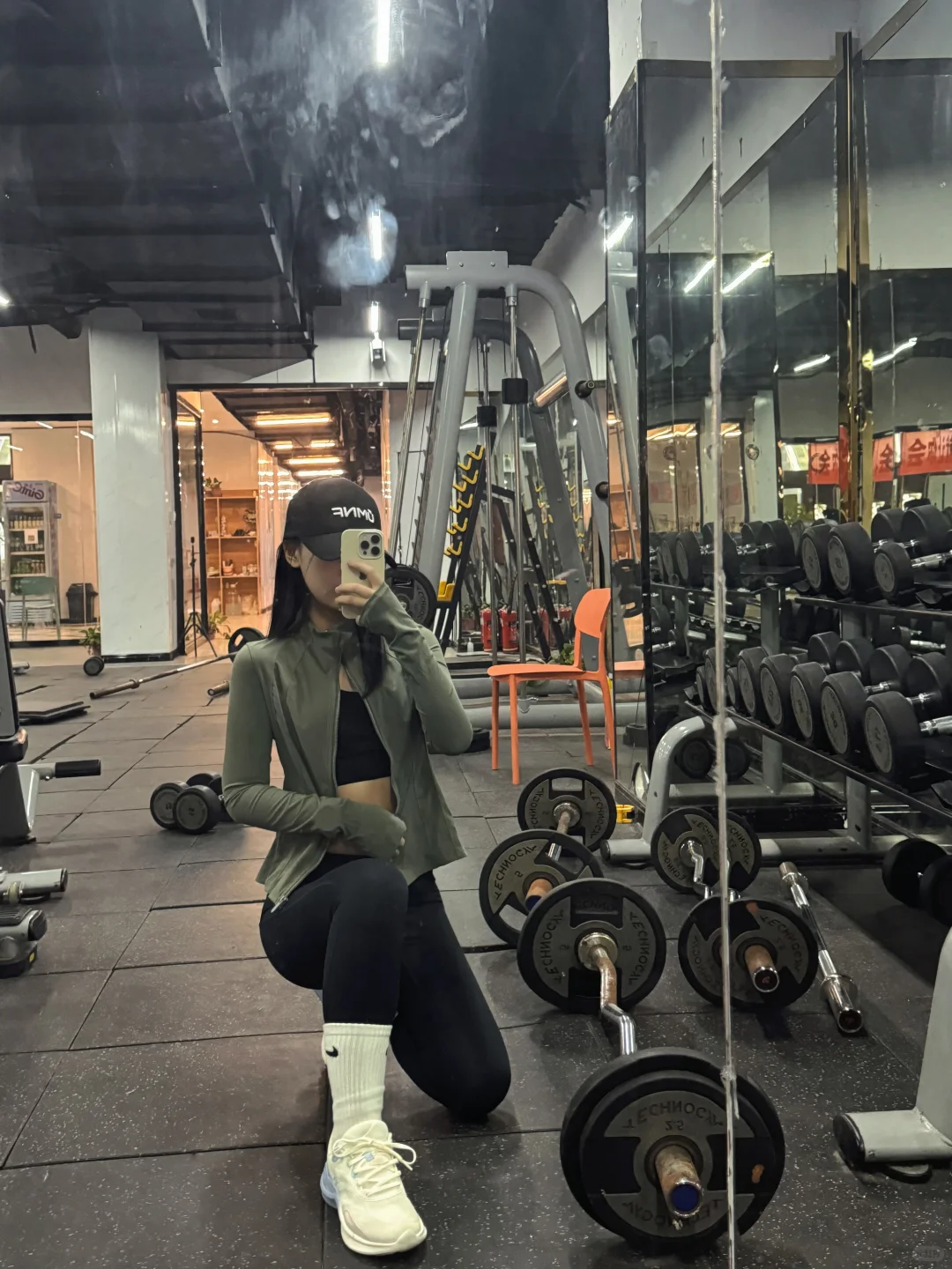 我宣布瑜伽裤就是运动女孩的黑丝