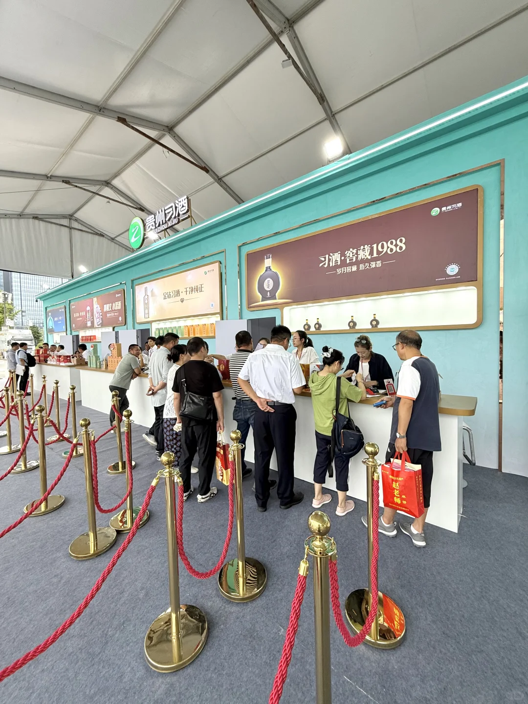 谁能解释一下。。。这是贵阳什么现象。。。