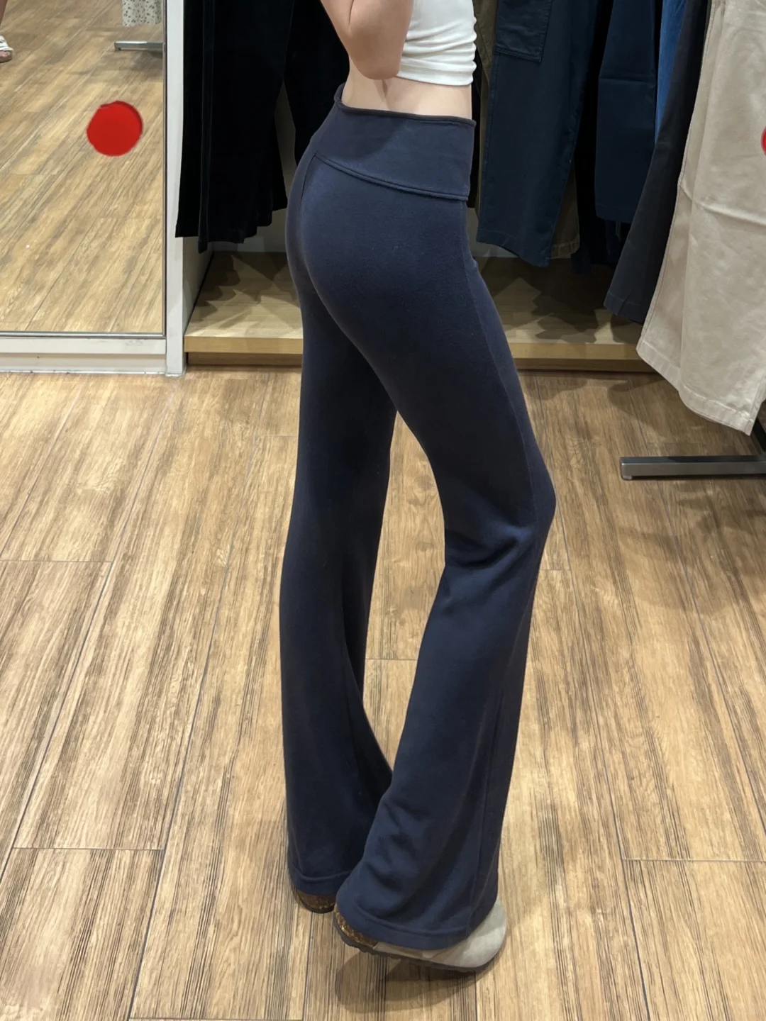 vocal！！！好穿到哭?59?这条微喇裤太绝了！！