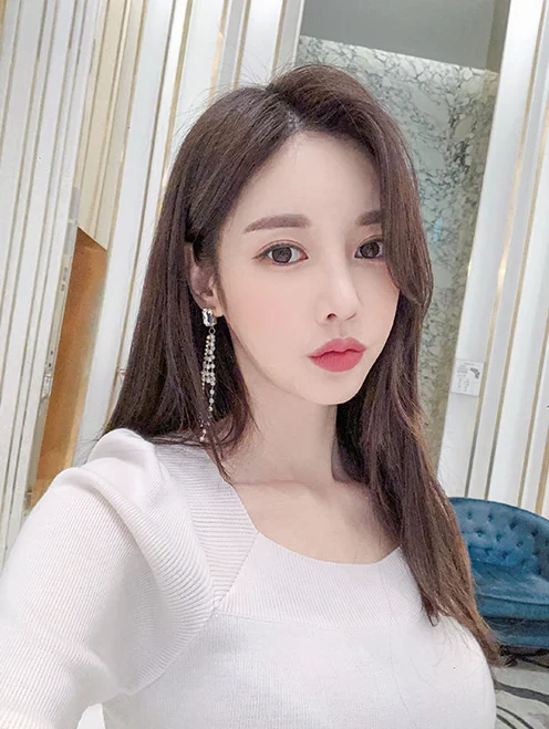 魅魔御姐高级清冷氛围感写真???