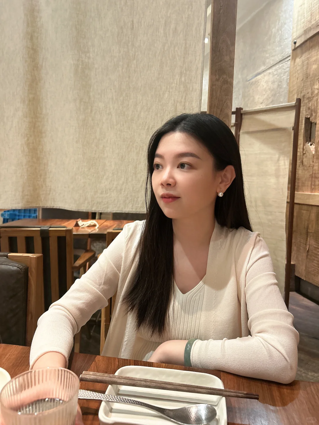 孕25w｜干干净净的一身白，温柔人妻感拉满