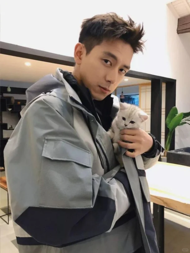 请问：石家庄宠物展有人来玩儿嘛？