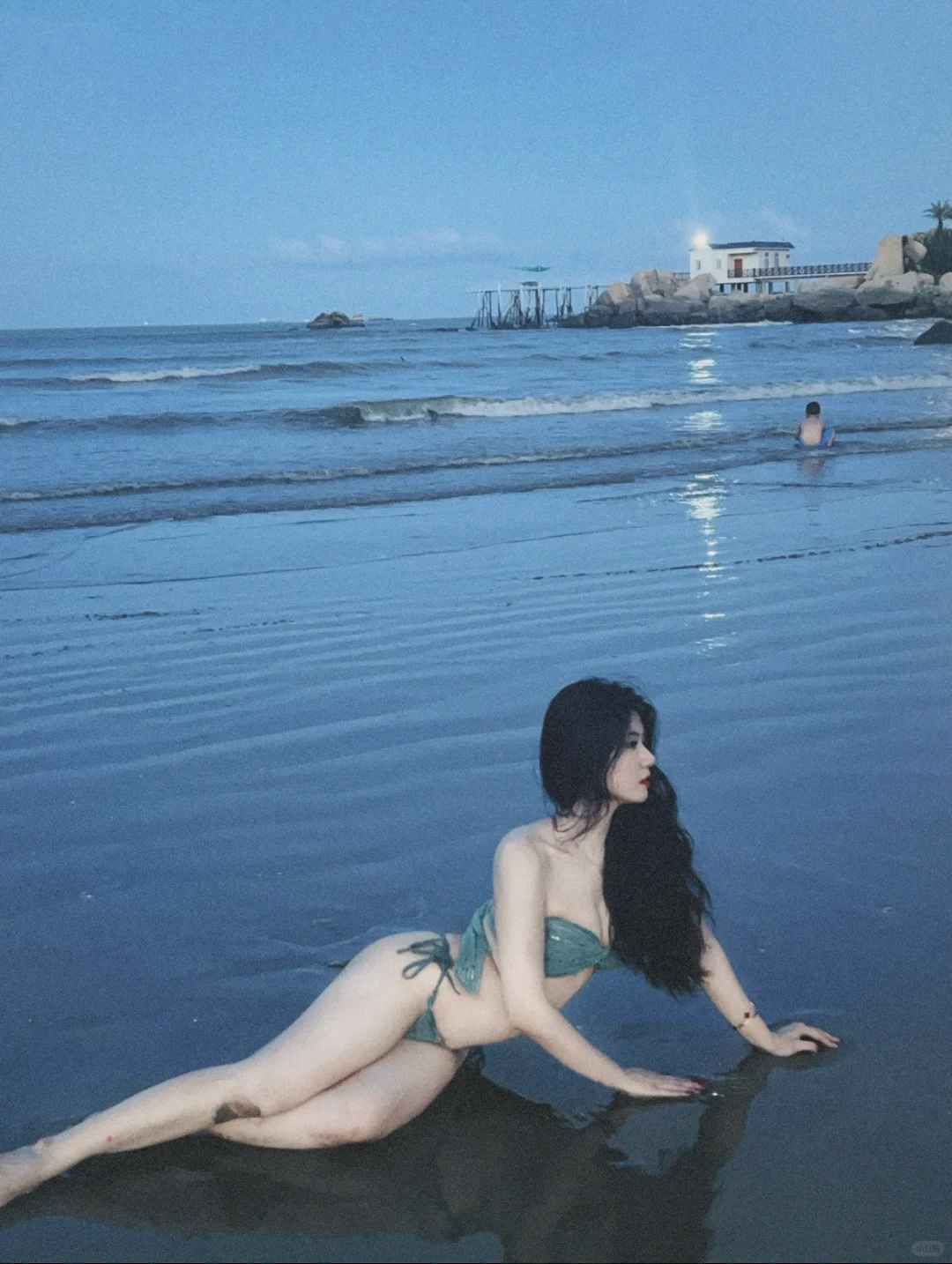 海边不穿bikini穿什么