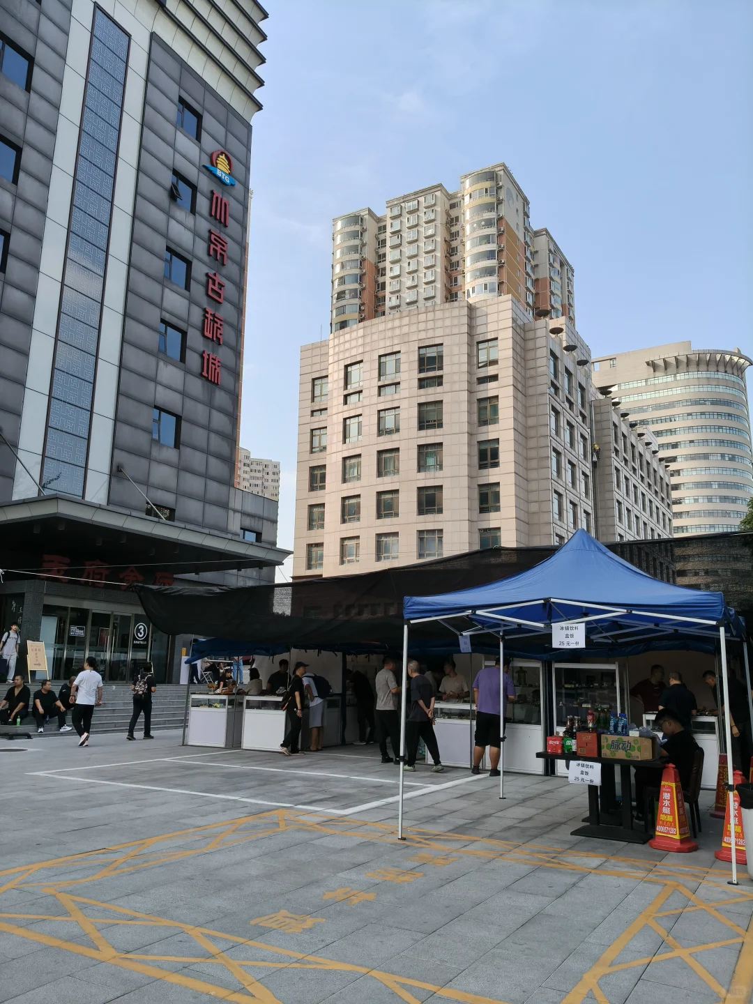 感觉都是老演员了